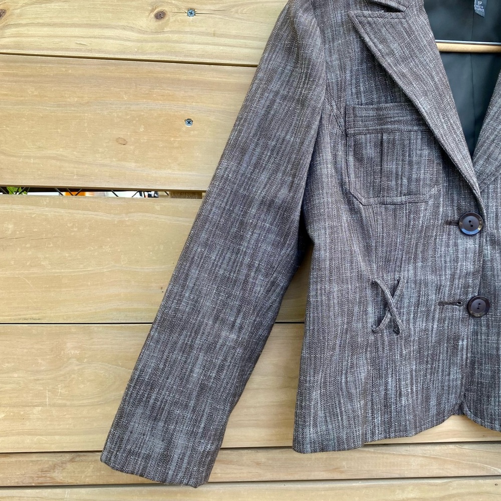 Agb Petite Cropped 2 Button Blazer Jacket 8p - image 4